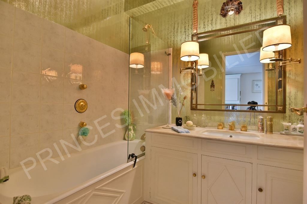 appartement 5 Pièces en vente sur PARIS (75016)