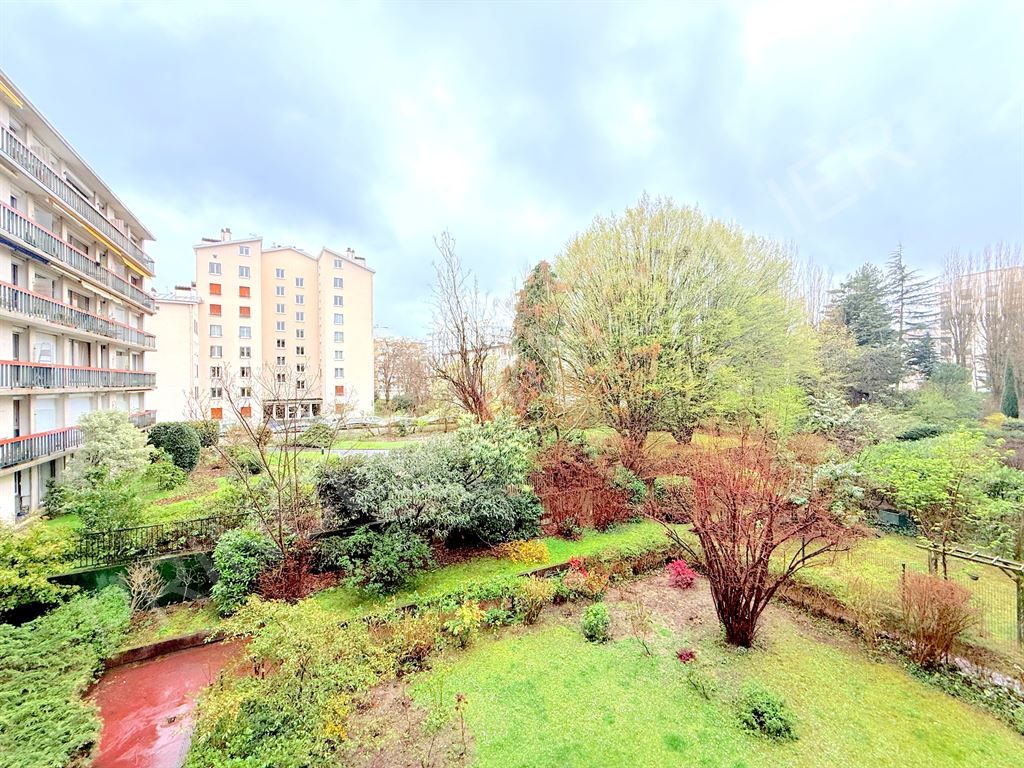 appartement 5 Pièces en vente sur BOULOGNE BILLANCOURT (92100)