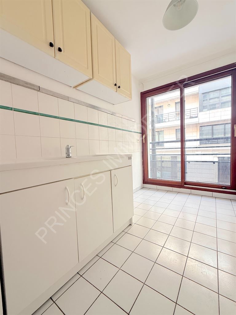 appartement 2 Pièces en vente sur LEVALLOIS PERRET (92300)