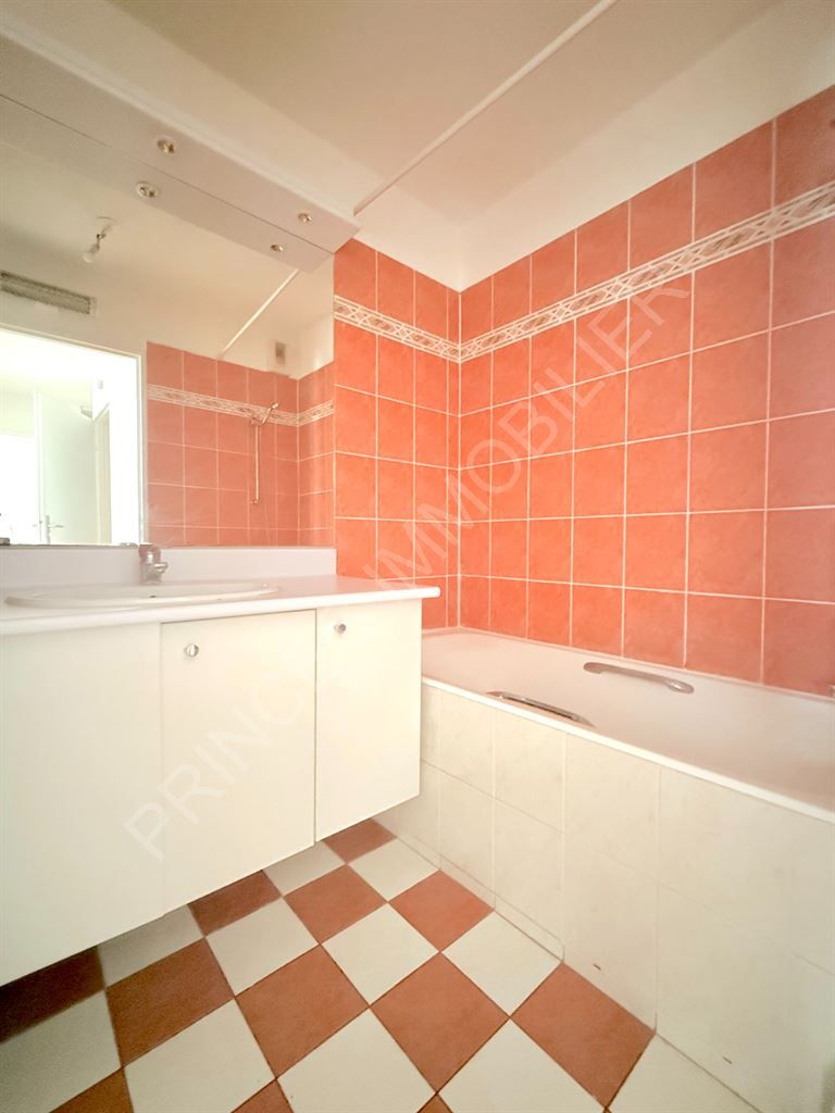 appartement 2 Pièces en vente sur LEVALLOIS PERRET (92300)