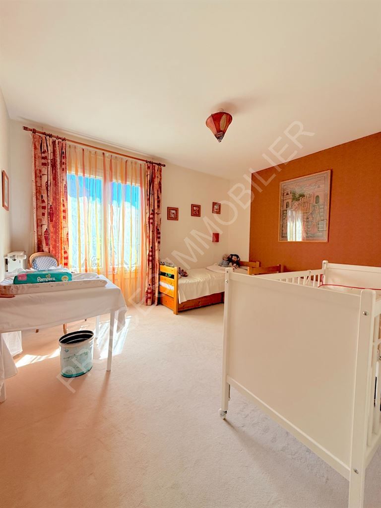 maison 10 Pièces en vente sur BOULOGNE BILLANCOURT (92100)