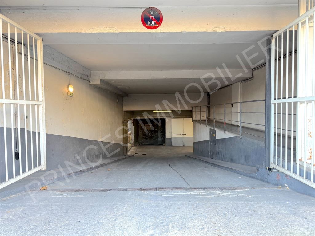 box en location sur BOULOGNE BILLANCOURT (92100)